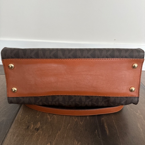 Women’s Michael Kors Hamilton bag - Picture 3 of 8